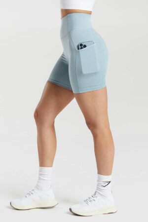 Pocket Fit Shorts Women
